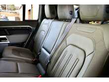 Land Rover Defender 110 2.0 SD4 First Edition Auto 4WD Euro 6 (s/s) 5dr - U139