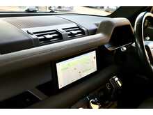 Land Rover Defender 110 2.0 SD4 First Edition Auto 4WD Euro 6 (s/s) 5dr - U139