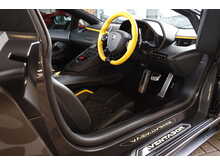 Lamborghini Aventador 6.5 V12 LP 740-4 S Roadster 2dr Petrol ISR 4WD Euro 6 (740 ps) - U155