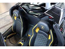 Lamborghini Aventador 6.5 V12 LP 740-4 S Roadster 2dr Petrol ISR 4WD Euro 6 (740 ps) - U155