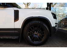 Land Rover Defender 110 2.0 SD4 S SUV 5dr Diesel Auto 4WD Euro 6 (s/s) (240 ps) - U162