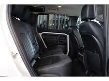 Land Rover Defender 110 2.0 SD4 S SUV 5dr Diesel Auto 4WD Euro 6 (s/s) (240 ps) - U162