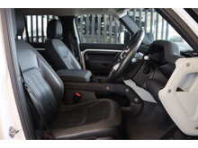 Land Rover Defender 110 2.0 SD4 S SUV 5dr Diesel Auto 4WD Euro 6 (s/s) (240 ps) - U162
