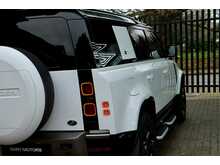 Land Rover Defender 110 3.0 D250 MHEV X-Dynamic SE SUV 5dr Diesel Auto 4WD Euro 6 (s/s) (250 ps) - U163