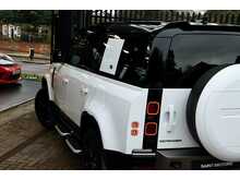 Land Rover Defender 110 3.0 D250 MHEV X-Dynamic SE SUV 5dr Diesel Auto 4WD Euro 6 (s/s) (250 ps) - U163