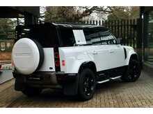 Land Rover Defender 110 3.0 D250 MHEV X-Dynamic SE SUV 5dr Diesel Auto 4WD Euro 6 (s/s) (250 ps) - U163