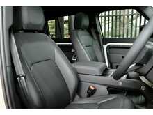 Land Rover Defender 110 3.0 D250 MHEV X-Dynamic SE SUV 5dr Diesel Auto 4WD Euro 6 (s/s) (250 ps) - U163