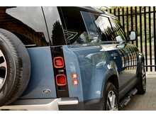 Land Rover Defender 110 3.0 D200 MHEV SE SUV 5dr Diesel Auto 4WD Euro 6 (s/s) (200 ps) - U165
