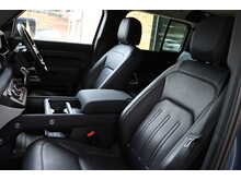 Land Rover Defender 110 3.0 D200 MHEV SE SUV 5dr Diesel Auto 4WD Euro 6 (s/s) (200 ps) - U165