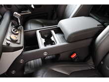 Land Rover Defender 110 3.0 D200 MHEV SE SUV 5dr Diesel Auto 4WD Euro 6 (s/s) (200 ps) - U165