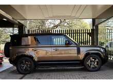 Land Rover Defender 110 3.0 D300 MHEV X-Dynamic HSE SUV 5dr Diesel Auto 4WD Euro 6 (s/s) (300 ps) - U195