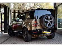 Land Rover Defender 110 3.0 D300 MHEV X-Dynamic HSE SUV 5dr Diesel Auto 4WD Euro 6 (s/s) (300 ps) - U195