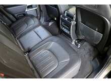 Land Rover Defender 110 3.0 D300 MHEV X-Dynamic HSE SUV 5dr Diesel Auto 4WD Euro 6 (s/s) (300 ps) - U195