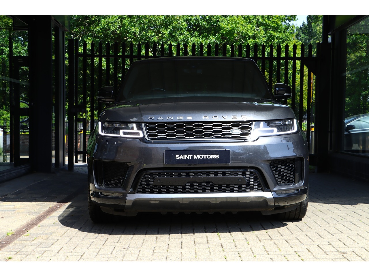 2022 Land Rover Range Rover Sport thumbnail 3