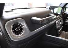 Mercedes-Benz G Class 4.0 G63 V8 BiTurbo AMG SUV 5dr Petrol SpdS+9GT 4MATIC Euro 6 (s/s) (585 ps) - U35