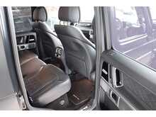 Mercedes-Benz G Class 4.0 G63 V8 BiTurbo AMG SUV 5dr Petrol SpdS+9GT 4MATIC Euro 6 (s/s) (585 ps) - U35
