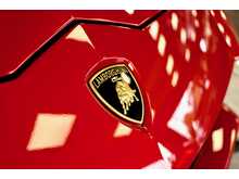 Lamborghini Urus LAMBORGHINI URUS V8 AUTO - U82