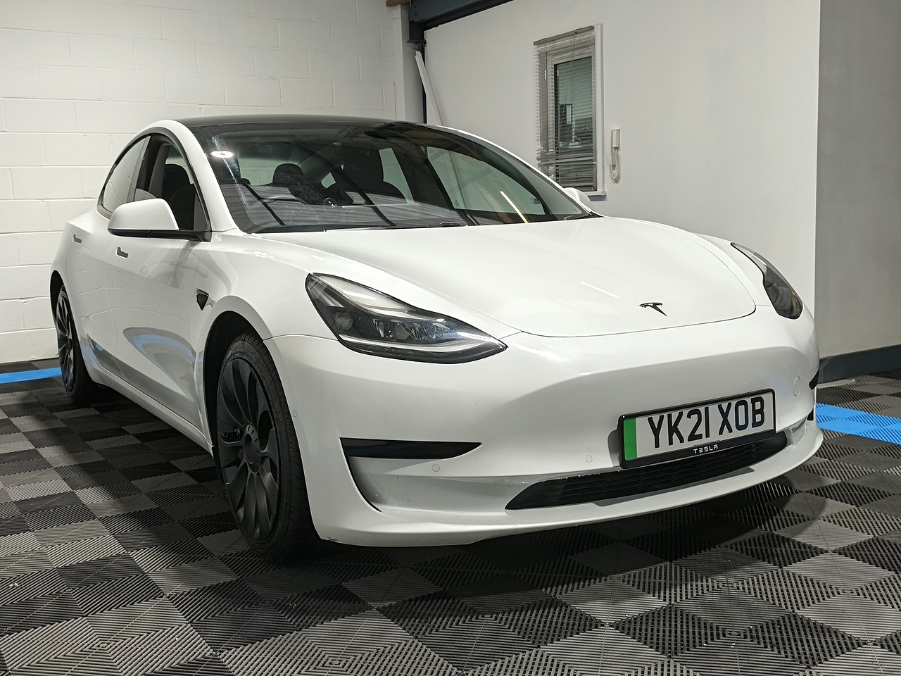 2021 TESLA MODEL 3