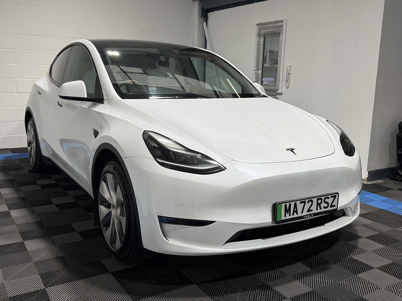 2022 TESLA MODEL Y