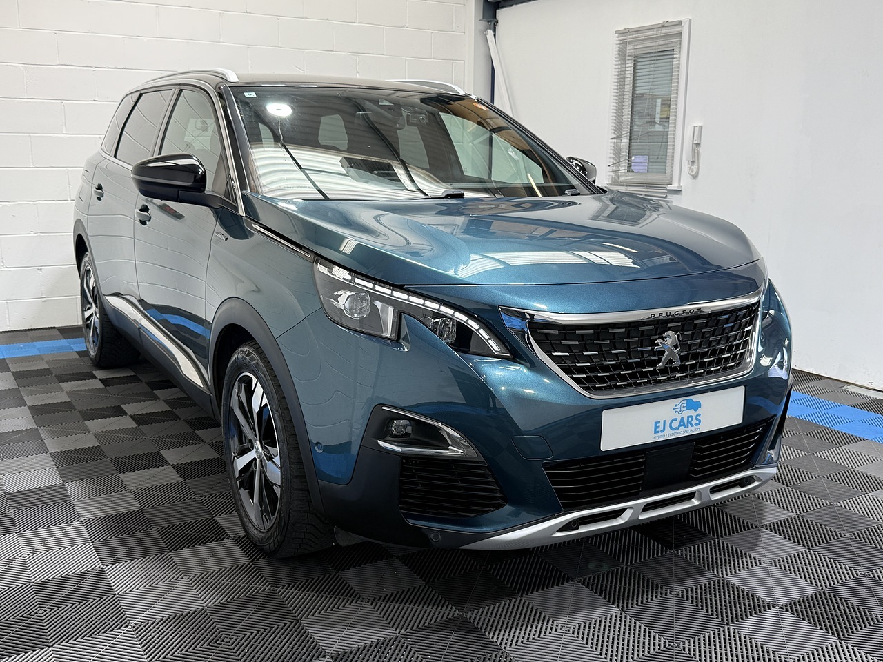 2020 Peugeot 5008