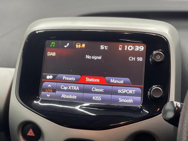 Citroen C1 1.2 PureTech Feel Hatchback 5dr Petrol Manual Euro 6 (82 ps) - U99