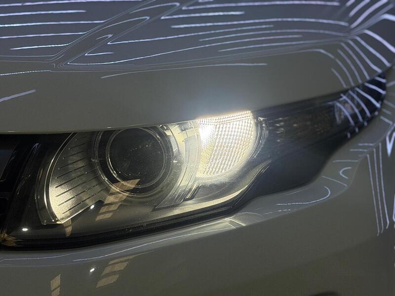 Land Rover Range Rover Evoque 2.2 eD4 Pure FWD Euro 5 (s/s) 5dr - U692
