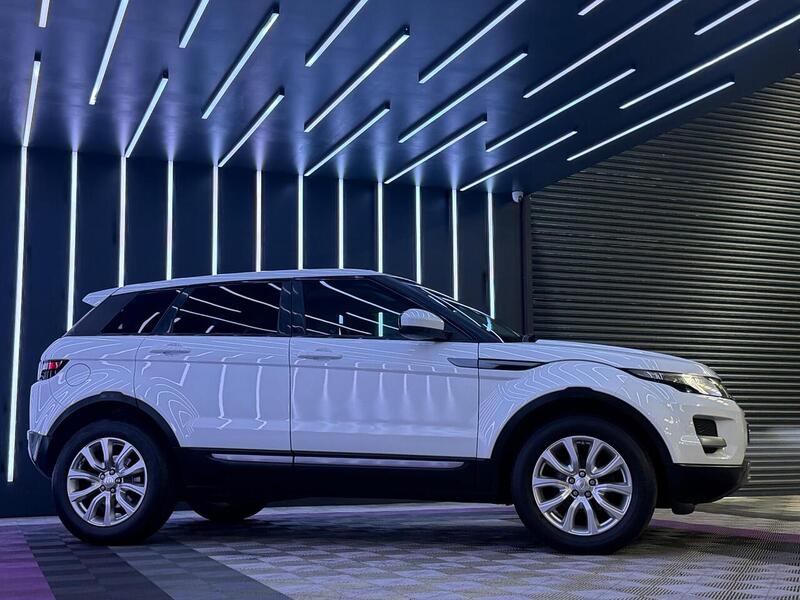 Land Rover Range Rover Evoque 2.2 eD4 Pure FWD Euro 5 (s/s) 5dr - U692