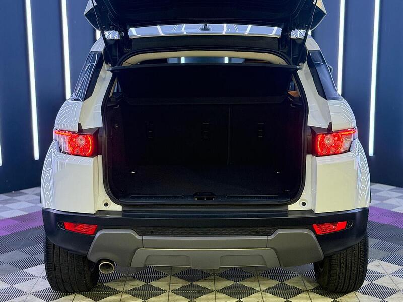 Land Rover Range Rover Evoque 2.2 eD4 Pure FWD Euro 5 (s/s) 5dr - U692
