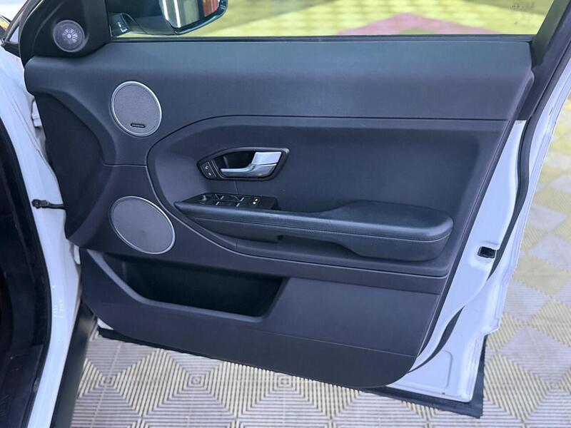 Land Rover Range Rover Evoque 2.2 eD4 Pure FWD Euro 5 (s/s) 5dr - U692