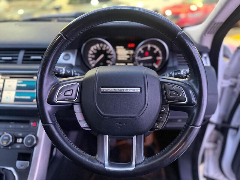 Land Rover Range Rover Evoque 2.2 eD4 Pure FWD Euro 5 (s/s) 5dr - U692