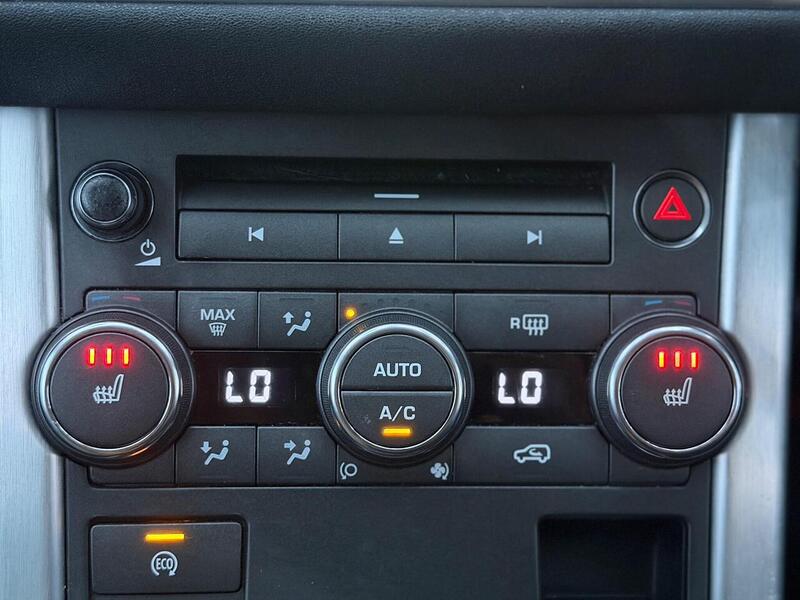 Land Rover Range Rover Evoque 2.2 eD4 Pure FWD Euro 5 (s/s) 5dr - U692