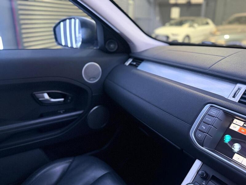 Land Rover Range Rover Evoque 2.2 eD4 Pure FWD Euro 5 (s/s) 5dr - U692