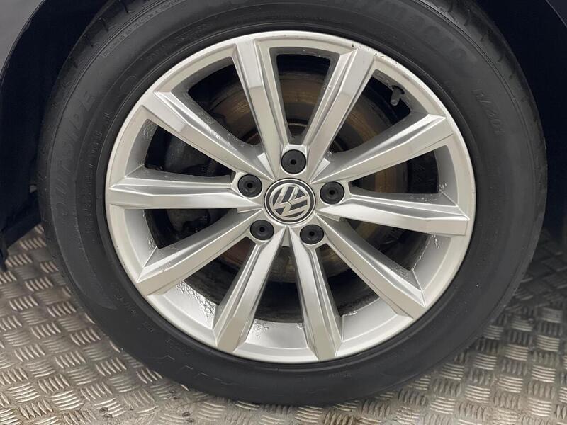 Volkswagen Passat 1.6 TDI BlueMotion Tech SE Euro 6 (s/s) 4dr - U100