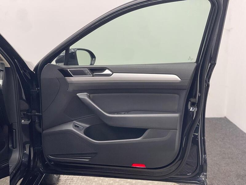 Volkswagen Passat 1.6 TDI BlueMotion Tech SE Euro 6 (s/s) 4dr - U100