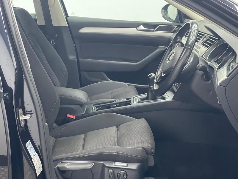 Volkswagen Passat 1.6 TDI BlueMotion Tech SE Euro 6 (s/s) 4dr - U100