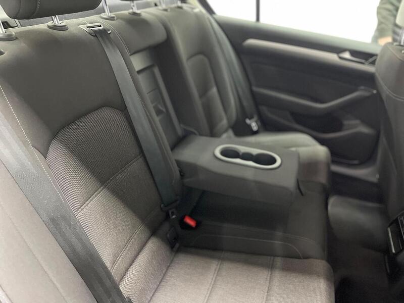 Volkswagen Passat 1.6 TDI BlueMotion Tech SE Euro 6 (s/s) 4dr - U100