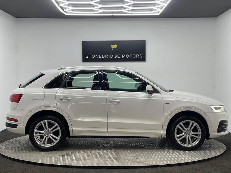 Audi Q3 2.0 TDI S line Euro 6 (s/s) 5dr - U113