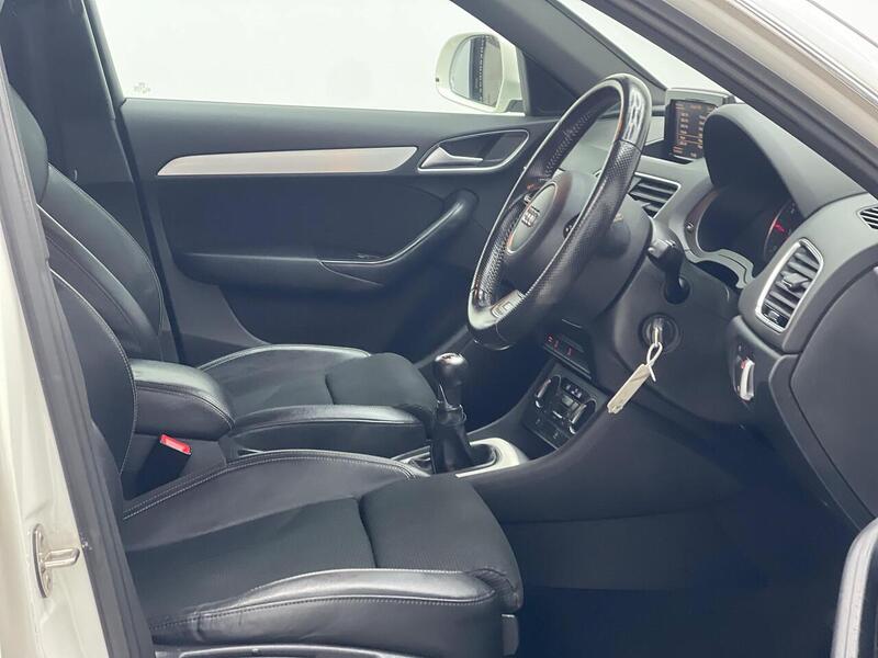 Audi Q3 2.0 TDI S line Euro 6 (s/s) 5dr - U113