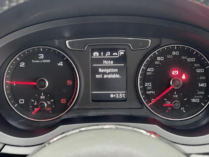 Audi Q3 2.0 TDI S line Euro 6 (s/s) 5dr - U113