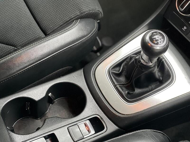 Audi Q3 2.0 TDI S line Euro 6 (s/s) 5dr - U113