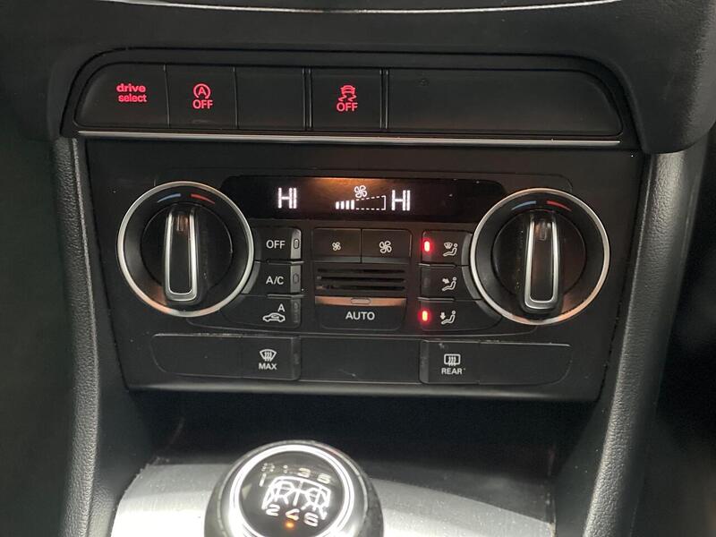 Audi Q3 2.0 TDI S line Euro 6 (s/s) 5dr - U113