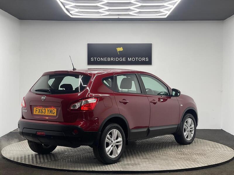 Nissan Qashqai 1.6 Acenta CVT 2WD Euro 5 5dr - U117