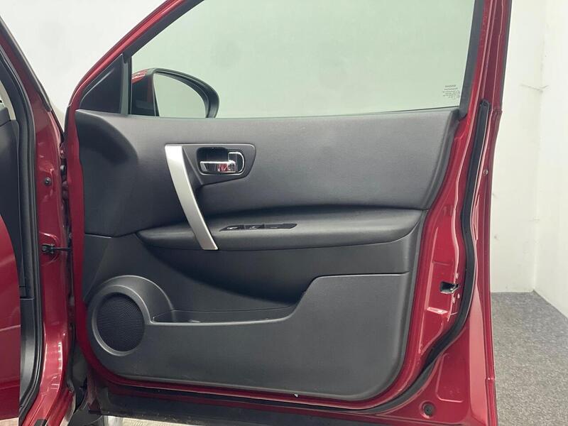 Nissan Qashqai 1.6 Acenta CVT 2WD Euro 5 5dr - U117