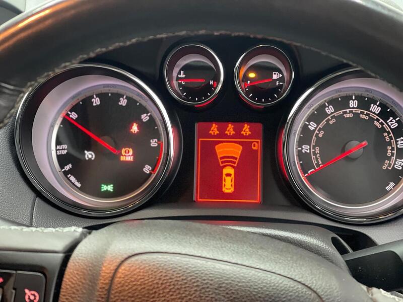 Vauxhall Mokka 1.7 CDTi SE 4WD Euro 5 (s/s) 5dr - U118