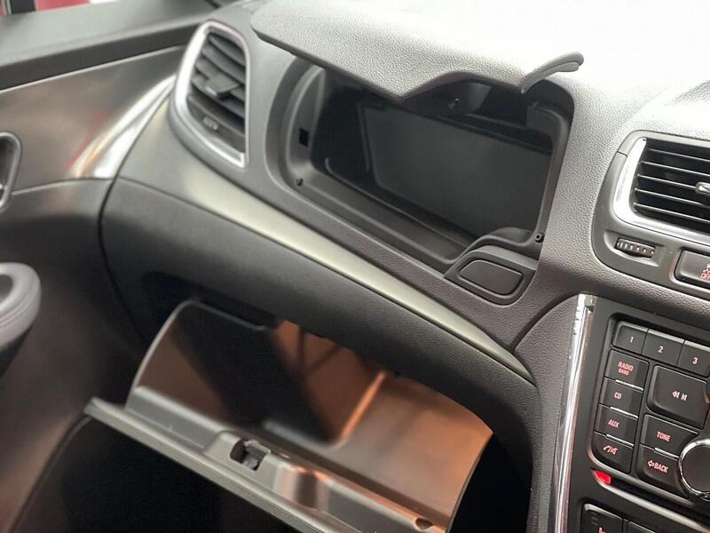 Vauxhall Mokka 1.7 CDTi SE 4WD Euro 5 (s/s) 5dr - U118