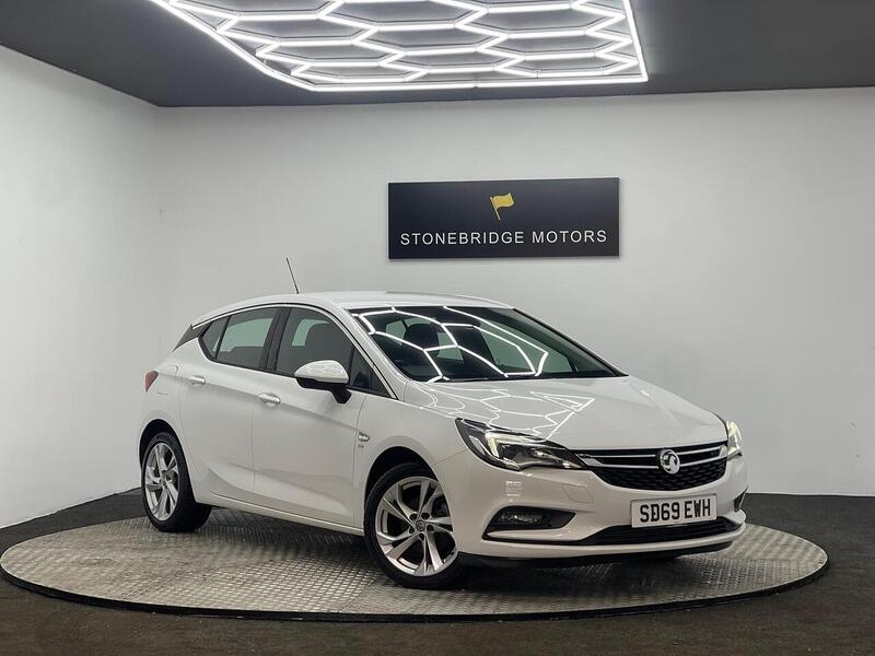 Vauxhall Astra 1.4i Turbo SRi Nav Euro 6 (s/s) 5dr - U142