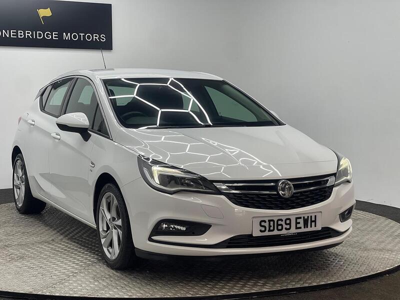 Vauxhall Astra 1.4i Turbo SRi Nav Euro 6 (s/s) 5dr - U142