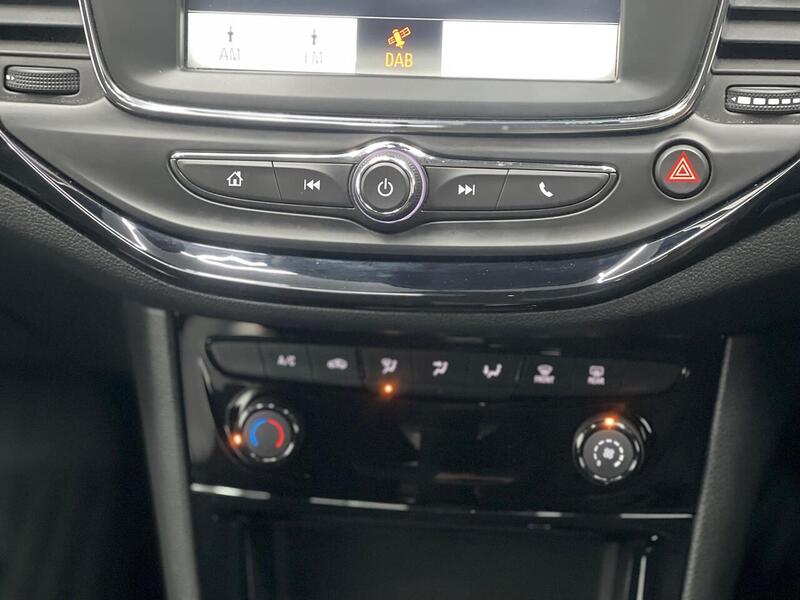 Vauxhall Astra 1.4i Turbo SRi Nav Euro 6 (s/s) 5dr - U142