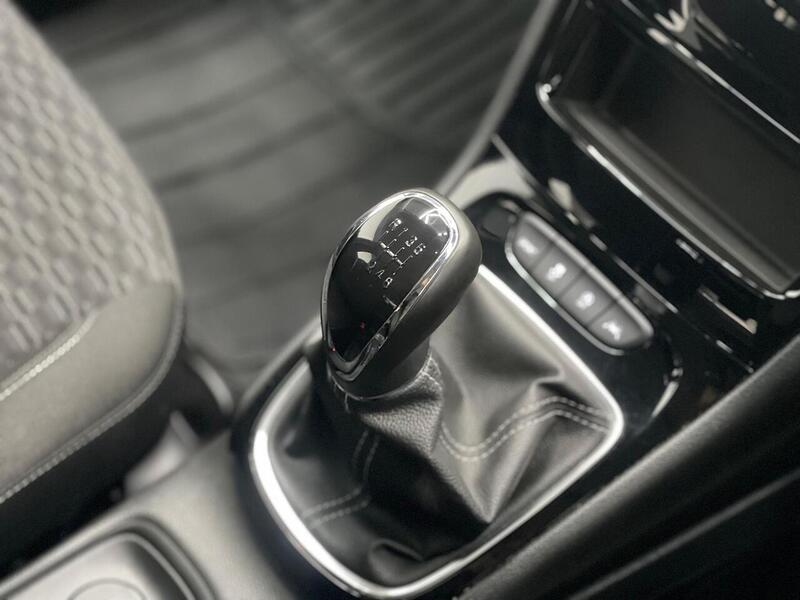 Vauxhall Astra 1.4i Turbo SRi Nav Euro 6 (s/s) 5dr - U142