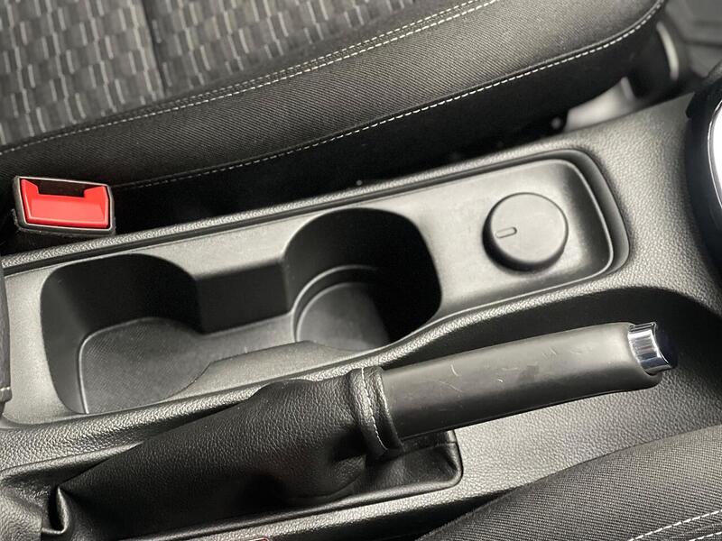 Vauxhall Astra 1.4i Turbo SRi Nav Euro 6 (s/s) 5dr - U142